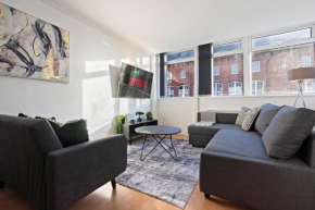 Stylish Central Flat - Sleeps 5 - Parking